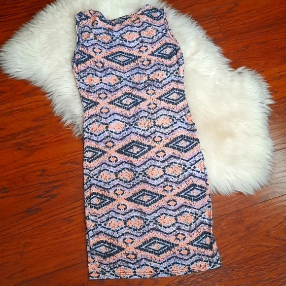 Boohoo Neon Bodycon Tank Dress - Picture 3 of 4